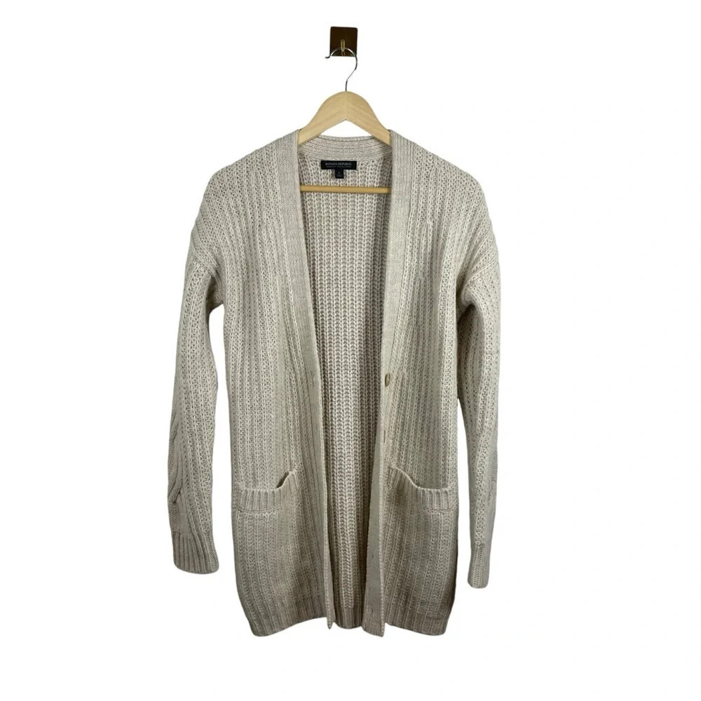 Banana Republic Oversized Cable Knit Wool/Alpaca Blend Cardigan in Beige Size S